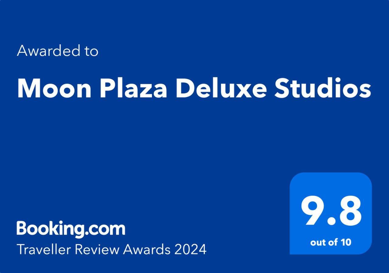 Moon Plaza Deluxe Studios Bucarest Esterno foto