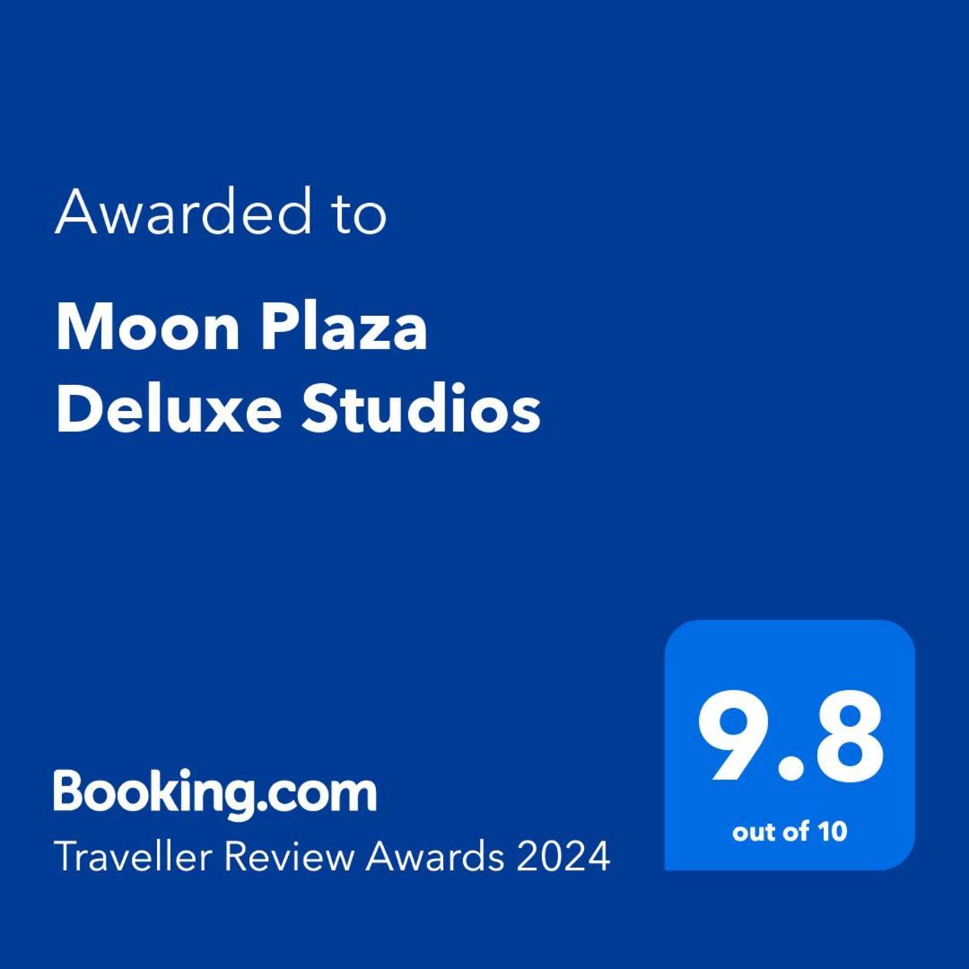 Moon Plaza Deluxe Studios Bucarest Esterno foto